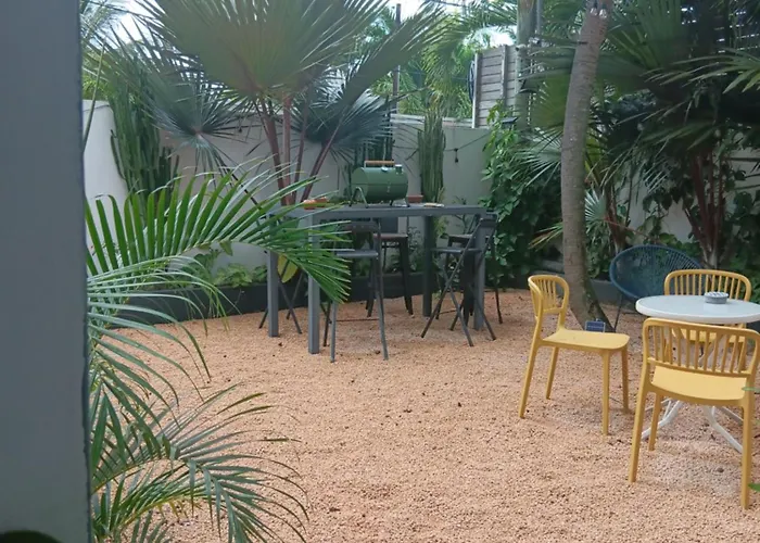 Agreable Appart T4 Avec Piscine A Pereybere.