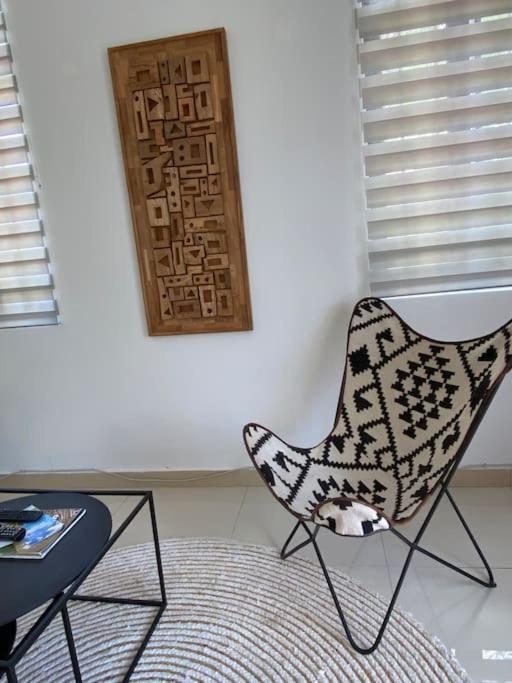 Agreable T4 Avec Piscine A Pereybere. Apartment Grand Baie